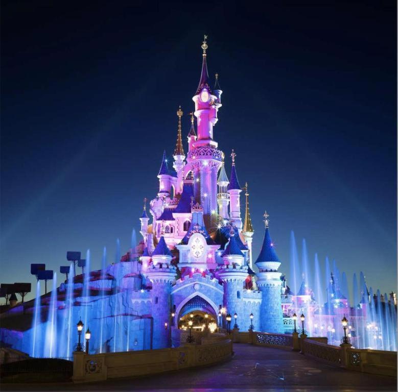Disney 3 Mn, 14 People , 4 Bedrooms, 2 Parkings Prives 谢西 外观 照片